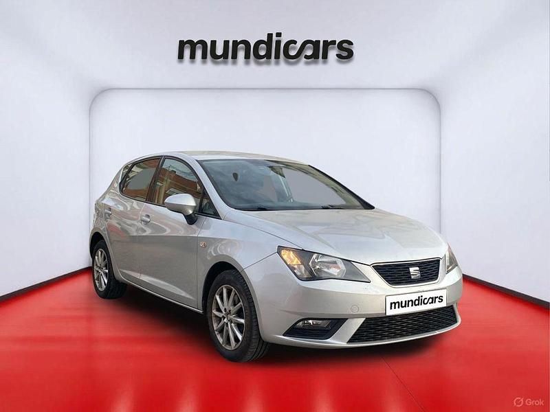 Usado Seat Ibiza Style 105 CV (77 kW) 2017 Plateado Berlina