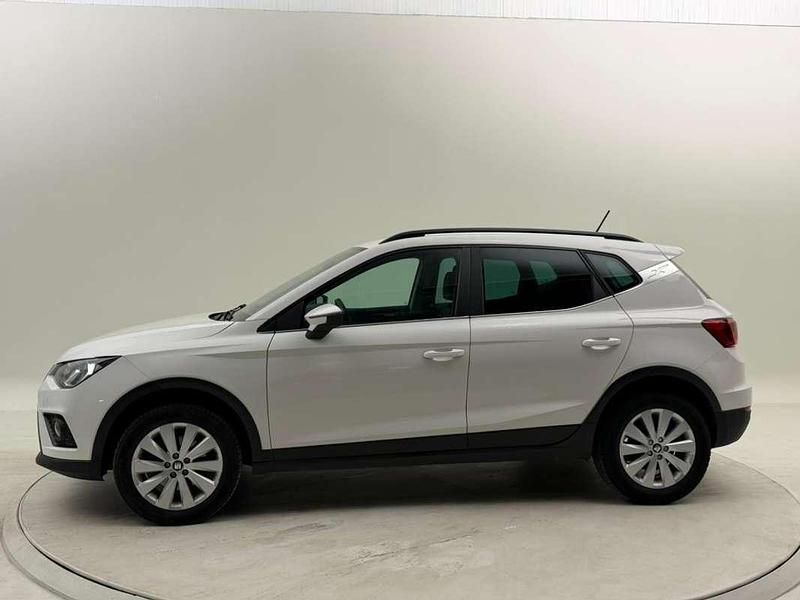 Usado Seat Arona Ecomotive 95 HP (69 kW) 2017 Branco SUV