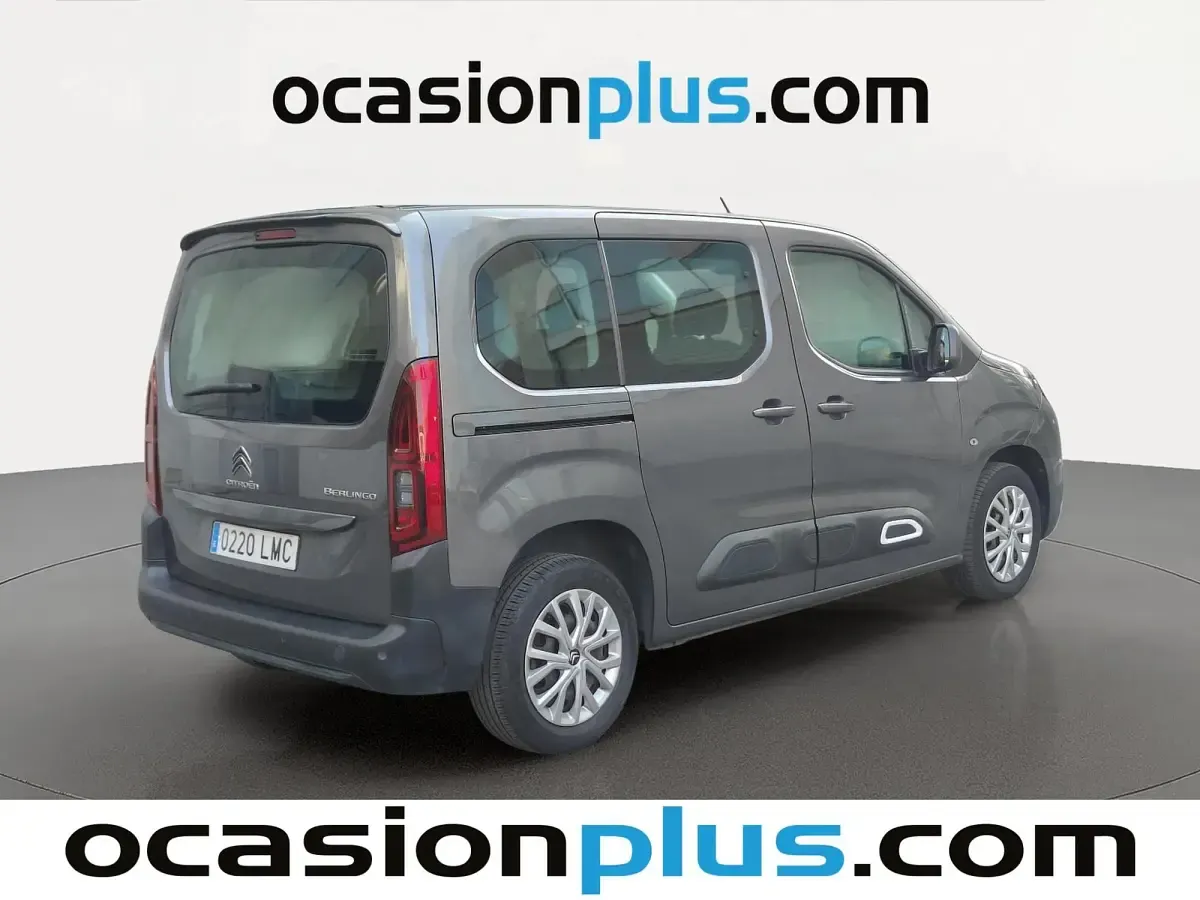Usado Citroën Berlingo Feel 110 CV (80 kW) 2020 Gris oscuro Monovolumen