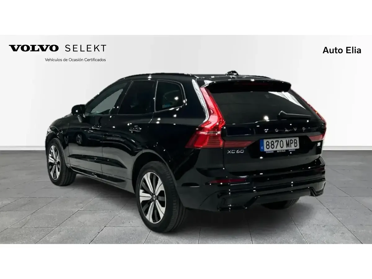 Usado Volvo XC60 Plus 350 CV (257 kW) 2024 Negro SUV
