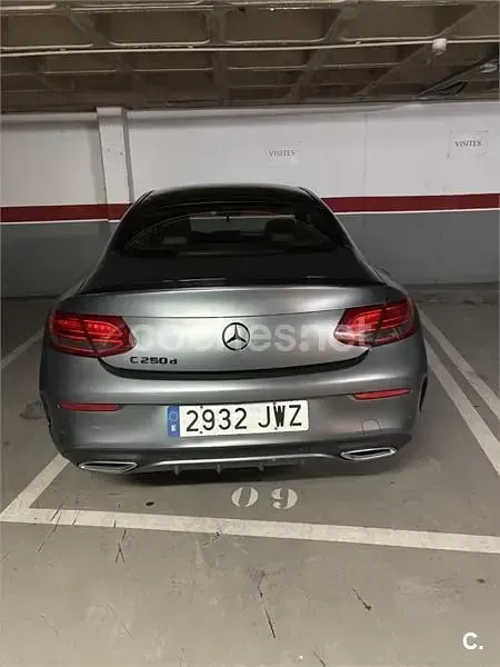 Usado Mercedes C250 AMG line 204 CV (150 kW) 2017 Gris / plata Coupe