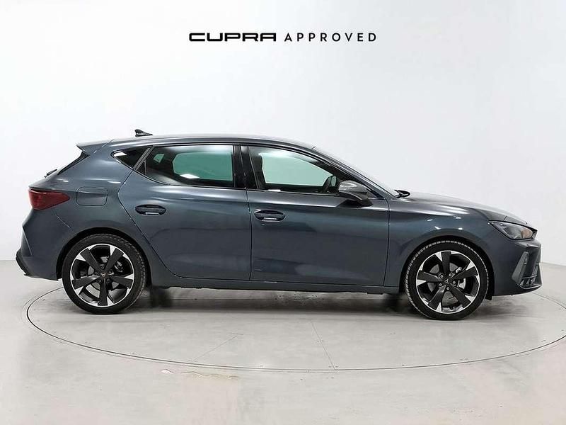 Usado Cupra Leon 150 CV (110 kW) 2025 Gris Utilitario