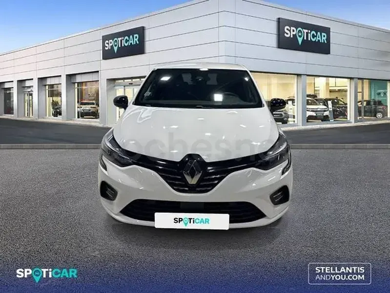 Usado Renault Clio V Techno 90 CV (66 kW) 2023 Blanco Berlina