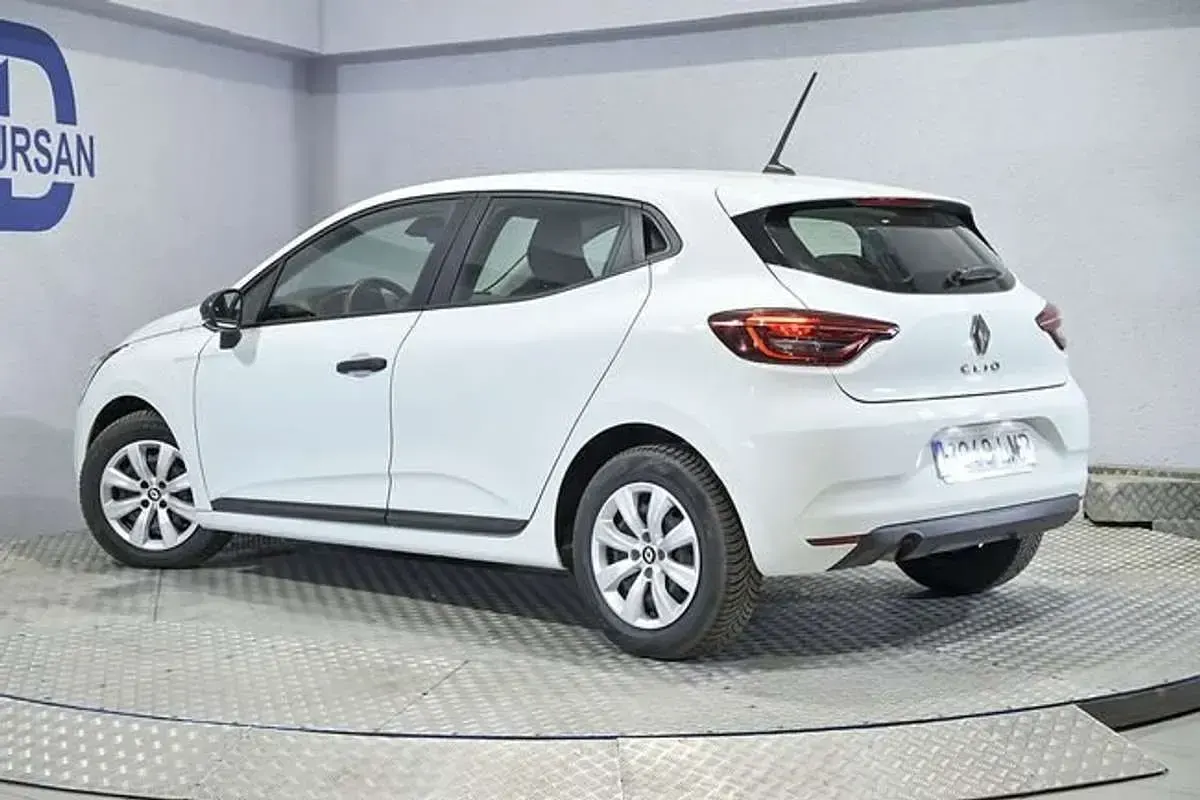 Usado Renault Clio Business 86 CV (63 kW) 2021 Blanco Utilitario