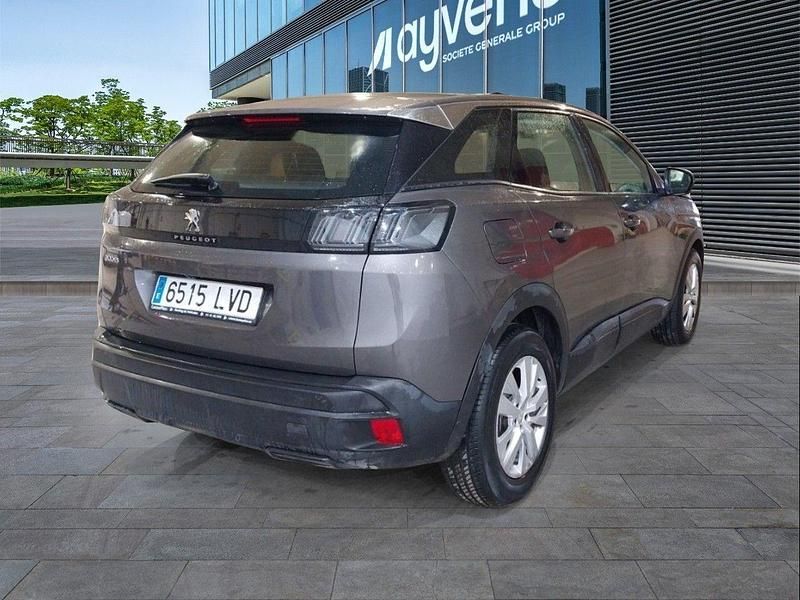 Usado Peugeot 3008 Active 130 CV (95 kW) 2021 Gris Recogida