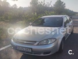 Usado Chevrolet Lacetti SX 109 CV (80 kW) 2005 Gris / plata Berlina