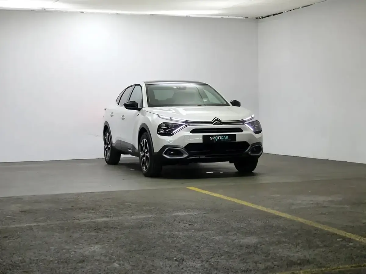Brugt Citroën e-C4 Shine 100 kW (136 HK) 2022 Hvid Sedan
