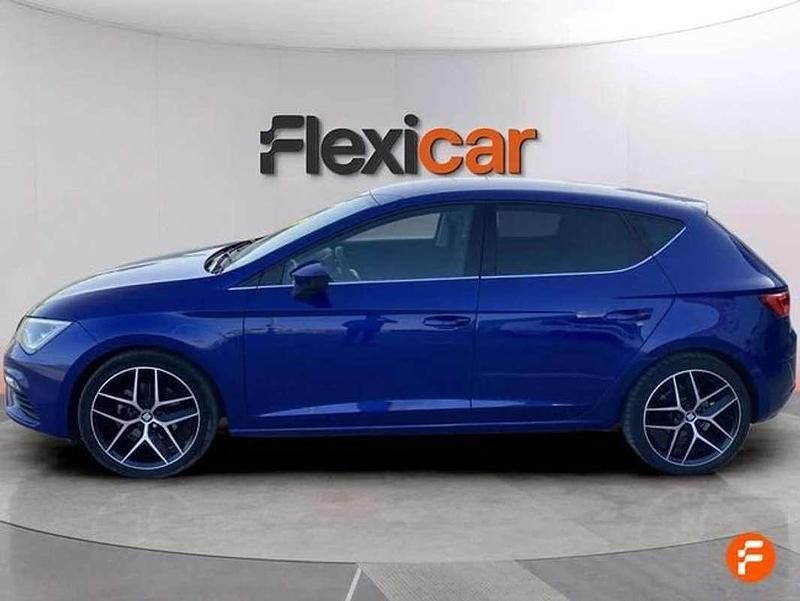 Usado Seat Leon ST FR 150 CV (110 kW) 2019 Azul Familiar