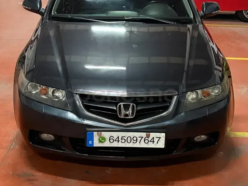 Usado Honda Accord Executive 190 CV (139 kW) 2003 Gris / plata Berlina