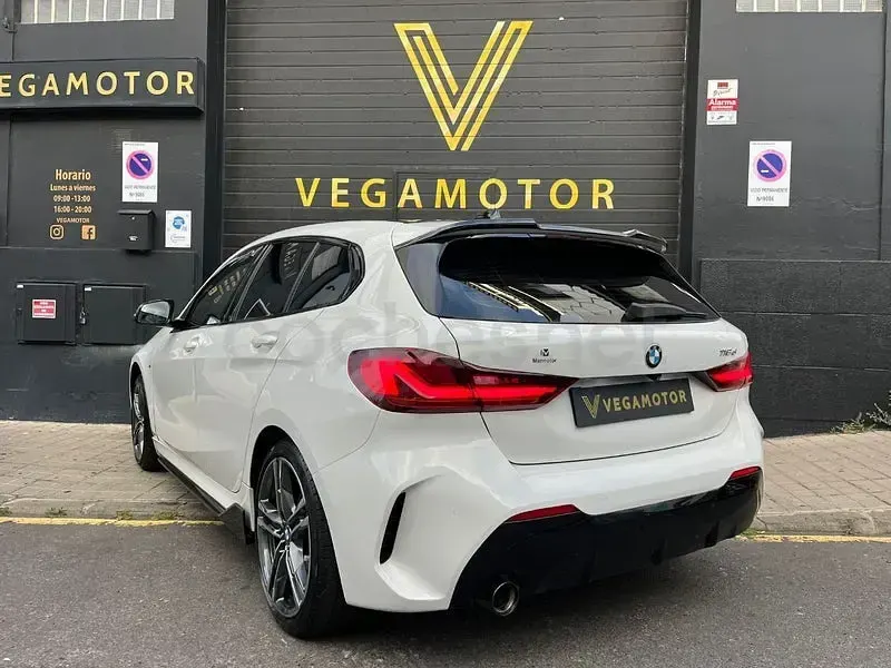 Usado BMW 116 116 CV (85 kW) 2020 Blanco Utilitario