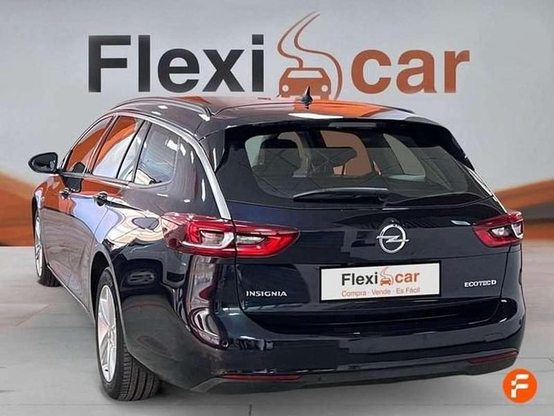 Usado Opel Insignia Selective 136 CV (100 kW) 2018 Negro Familiar