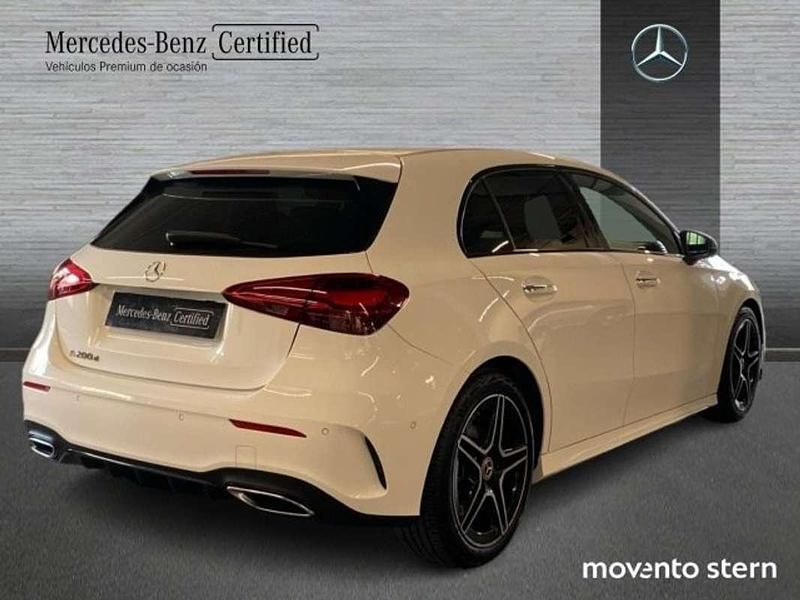 Usado Mercedes A200 Advanced 150 CV (110 kW) 2024 Blanco polar Utilitario