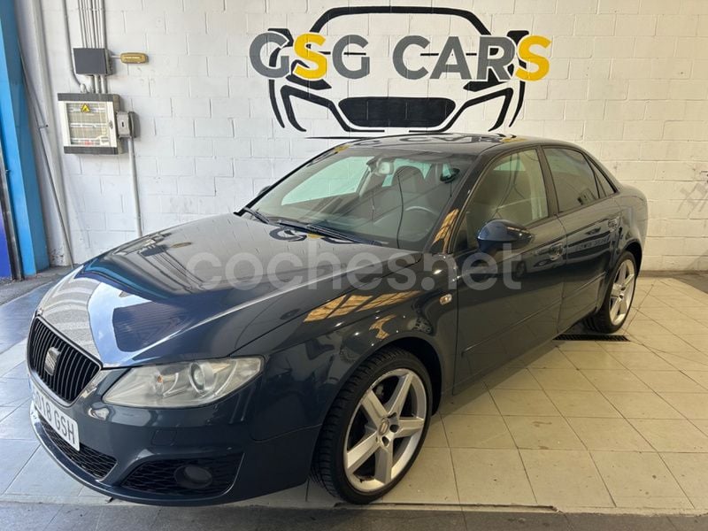 Usado Seat Exeo Sport 150 CV (110 kW) 2010 Gris / plata Berlina