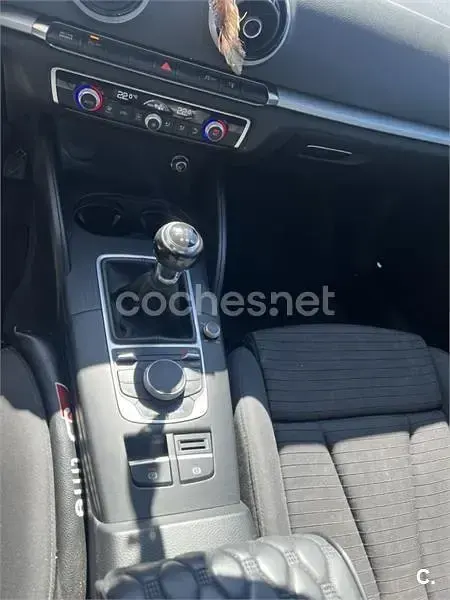 Usado Audi A3 S-Line 110 CV (80 kW) 2016 Blanco Berlina