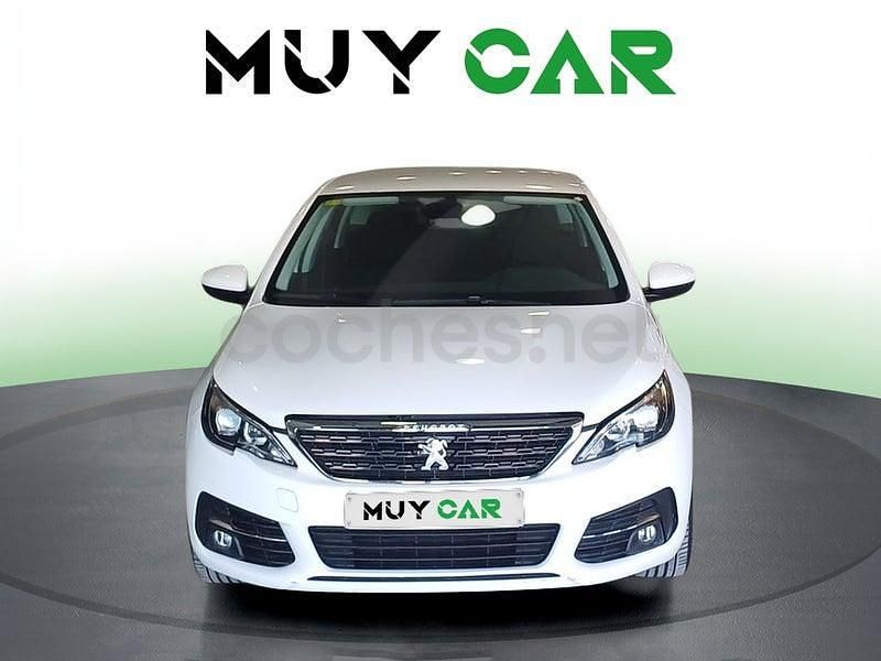 Usado Peugeot 308 SW Active 131 CV (96 kW) 2020 Blanco Familiar
