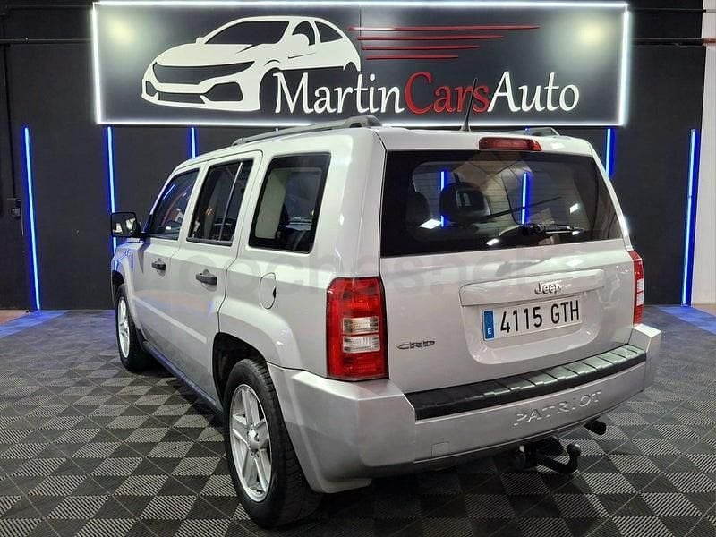 Usado Jeep Patriot Limited 140 CV (102 kW) 2010 Gris / plata SUV