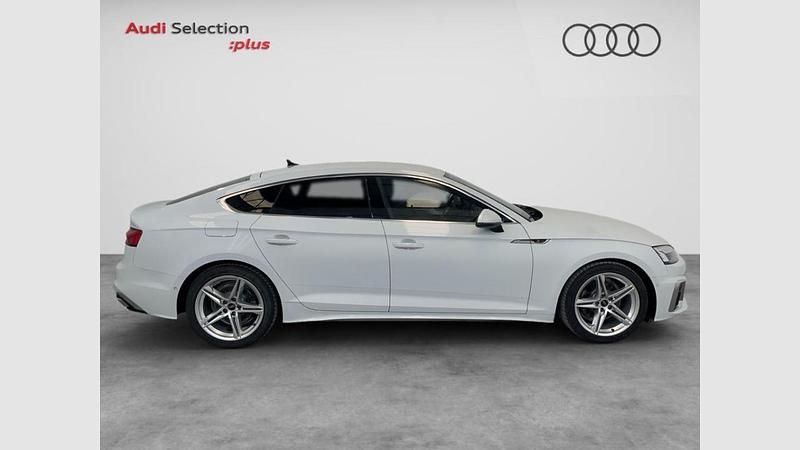 Usado Audi A5 Sportback S-Line 163 CV (119 kW) 2023 Blanco glaciar (metalizado) Utilitario