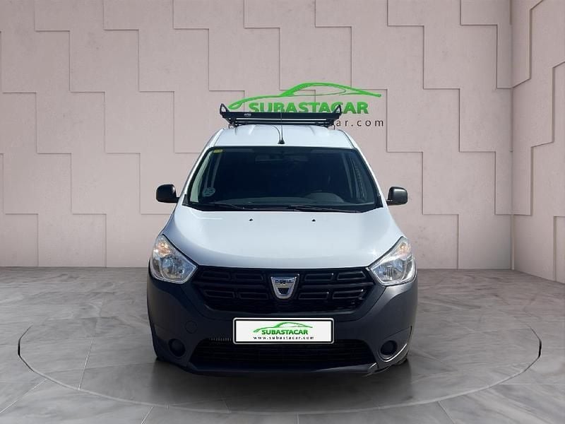 Usado Dacia Dokker Essentiel 75 CV (55 kW) 2019 Blanco Monovolumen