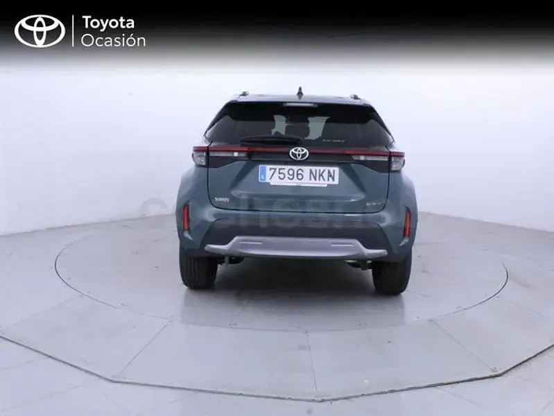 Nuevo Toyota Yaris Cross Style 130 CV (95 kW) 2026 Verde SUV