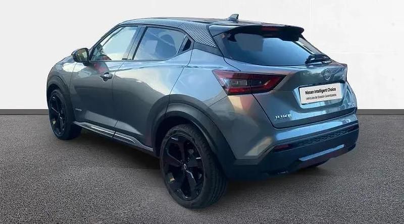 Usado Nissan Juke 143 CV (105 kW) 2022 Skline grey (metalizado) techo SUV