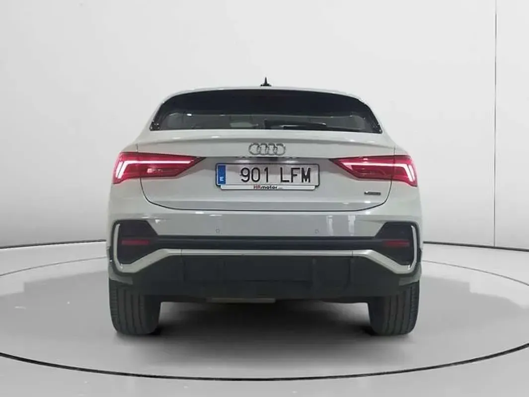 Usado Audi Q3 Ambiente 190 CV (139 kW) 2020 Blanco SUV