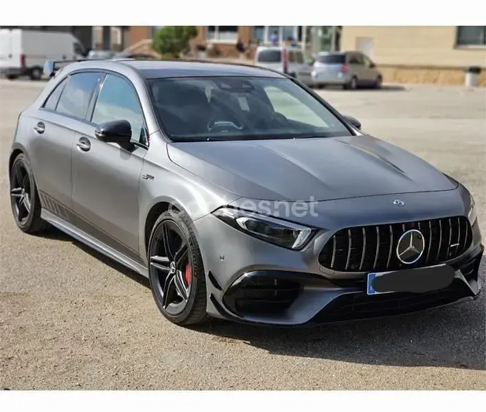 Usado Mercedes A45 AMG 421 CV (309 kW) 2020 Gris / plata Utilitario