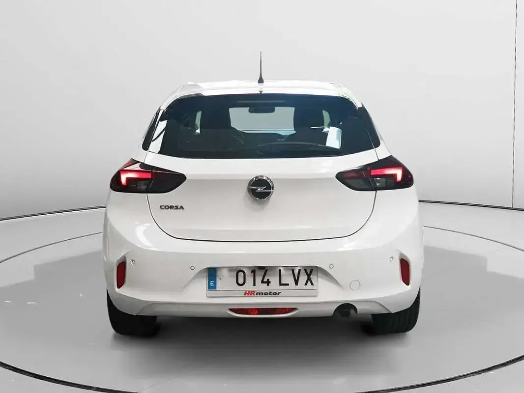 Usado Opel Corsa Elegance 101 CV (74 kW) 2022 Blanco Utilitario