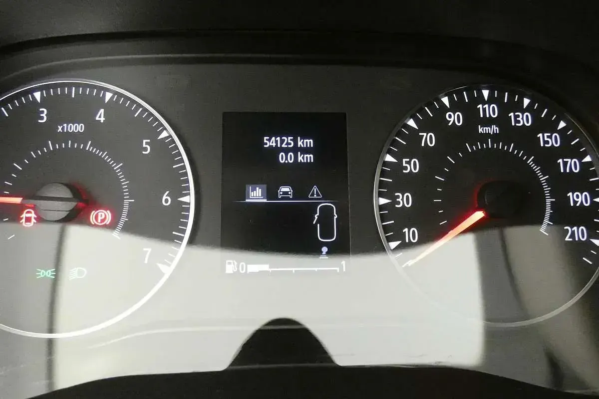Usado Dacia Jogger Extreme 101 CV (74 kW) 2022 Negro Monovolumen