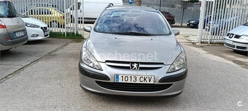 Gris / plata Usado 2003 Peugeot 307 Familiar | 2500 € (Buen precio) - Imagen 1/4