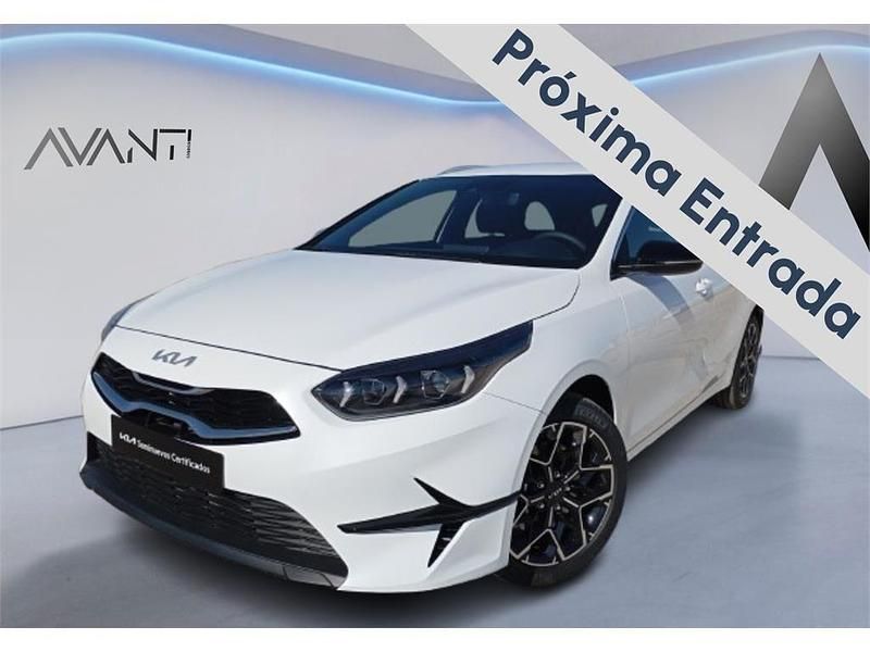 Blanco Usado 2025 Kia Ceed Style Familiar | 23.990 € (Precio justo) - Imagen 1/4