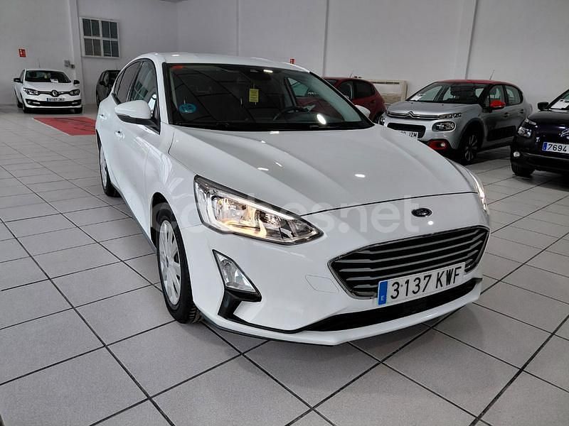 Usado Ford Focus Trend 95 CV (69 kW) 2019 Blanco Berlina