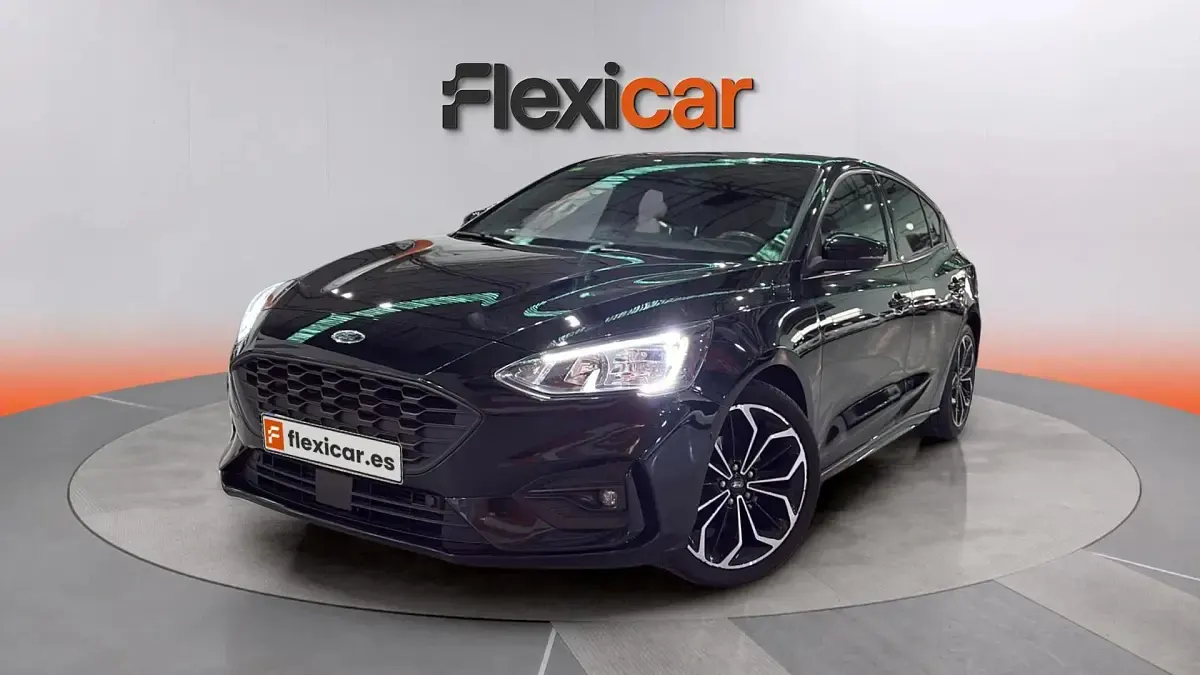 Usado Ford Focus ST-Line X 155 CV (114 kW) 2022 Negro Berlina