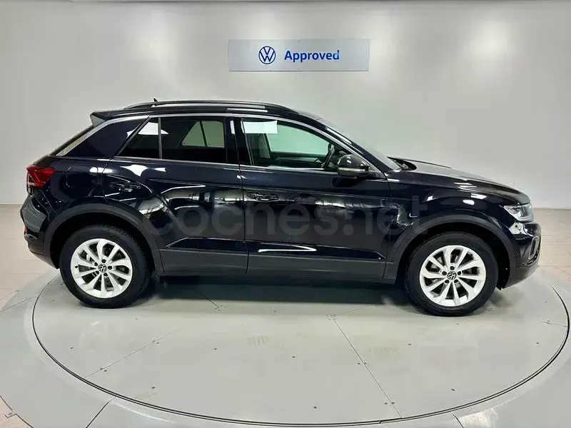 Usado VW T-Roc Life 110 CV (80 kW) 2023 Blanco SUV