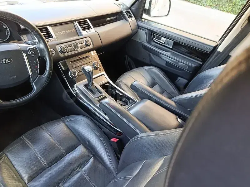 Usado Land Rover Range Rover HSE 272 CV (200 kW) 2010 Blanco SUV