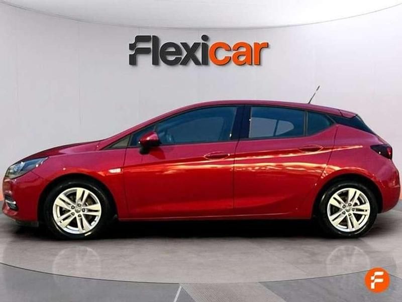 Usado Opel Astra GS Line 131 CV (96 kW) 2020 Rojo Utilitario
