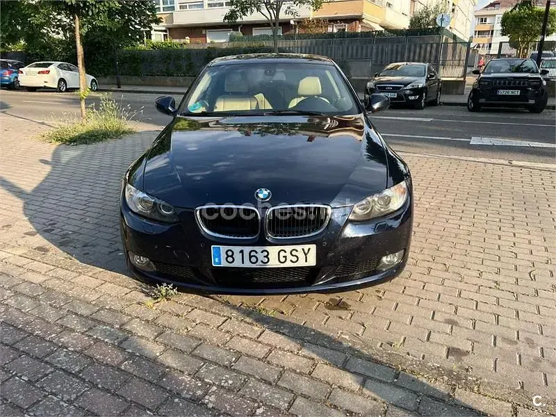 Usado BMW 320 170 CV (125 kW) 2010 Azul Coupe