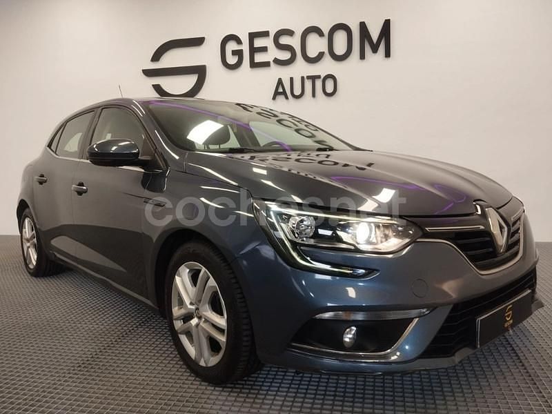 Gris / plata Usado 2017 Renault Mégane IV Intens Berlina | 9900 € (Buen precio) - Imagen 1/4