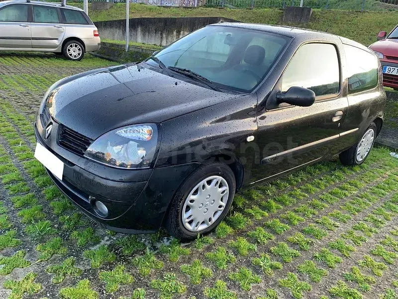 Usado Renault Clio II 75 CV (55 kW) 2006 Azul Berlina