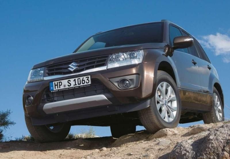 Blanco Usado 2014 Suzuki Vitara SUV | 9490 € - Imagen 1/4