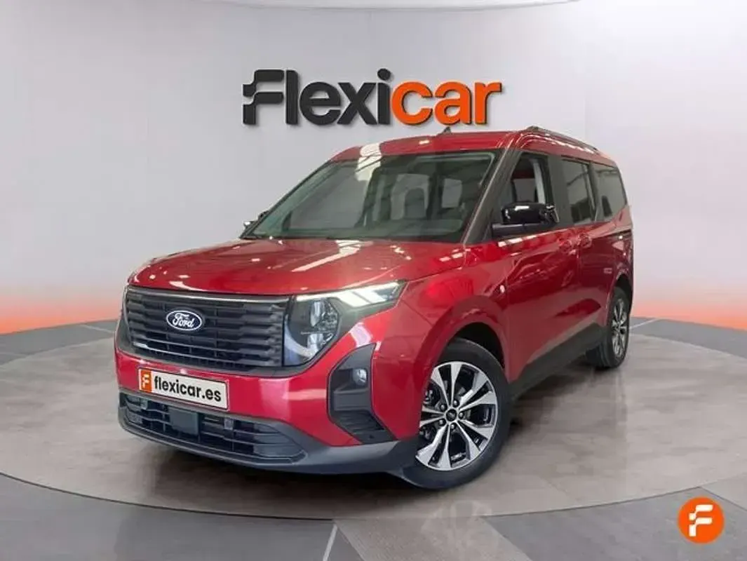 Usado Ford Tourneo Active 125 CV (91 kW) 2024 Rojo Van