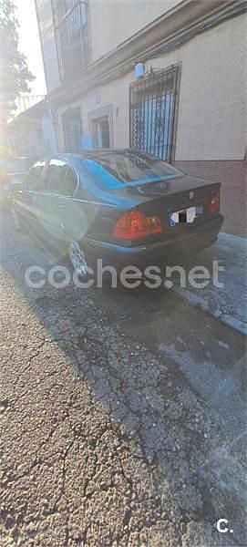 Usado BMW 325 192 CV (141 kW) 2004 Granate Berlina