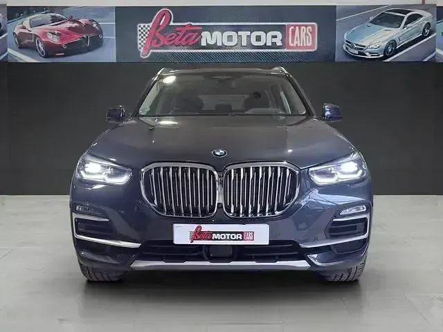 Usado BMW X5 Comfort Edition 265 CV (194 kW) 2019 Gris / plata SUV