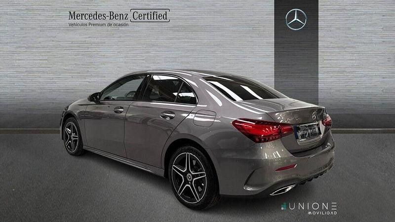 Usado Mercedes A250 218 CV (160 kW) 2025 Gris Berlina