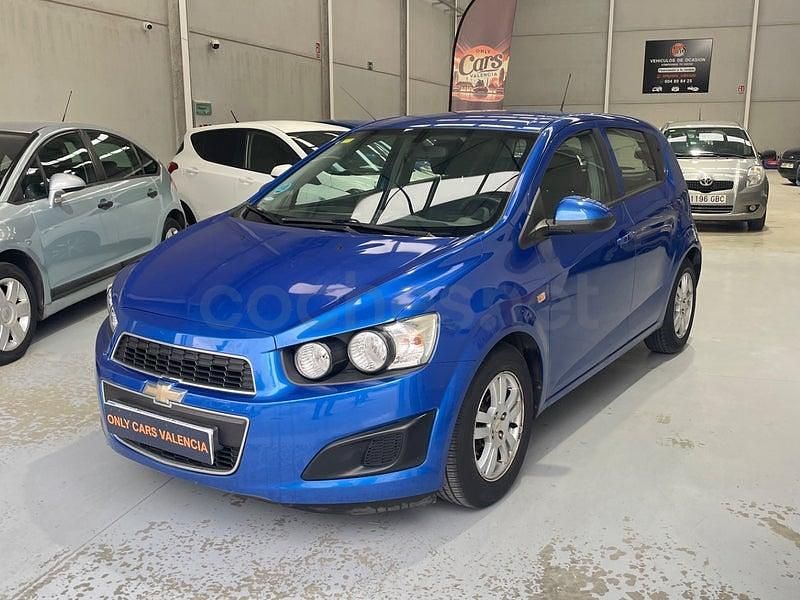 Usado Chevrolet Aveo LT 86 CV (63 kW) 2014 Azul Berlina
