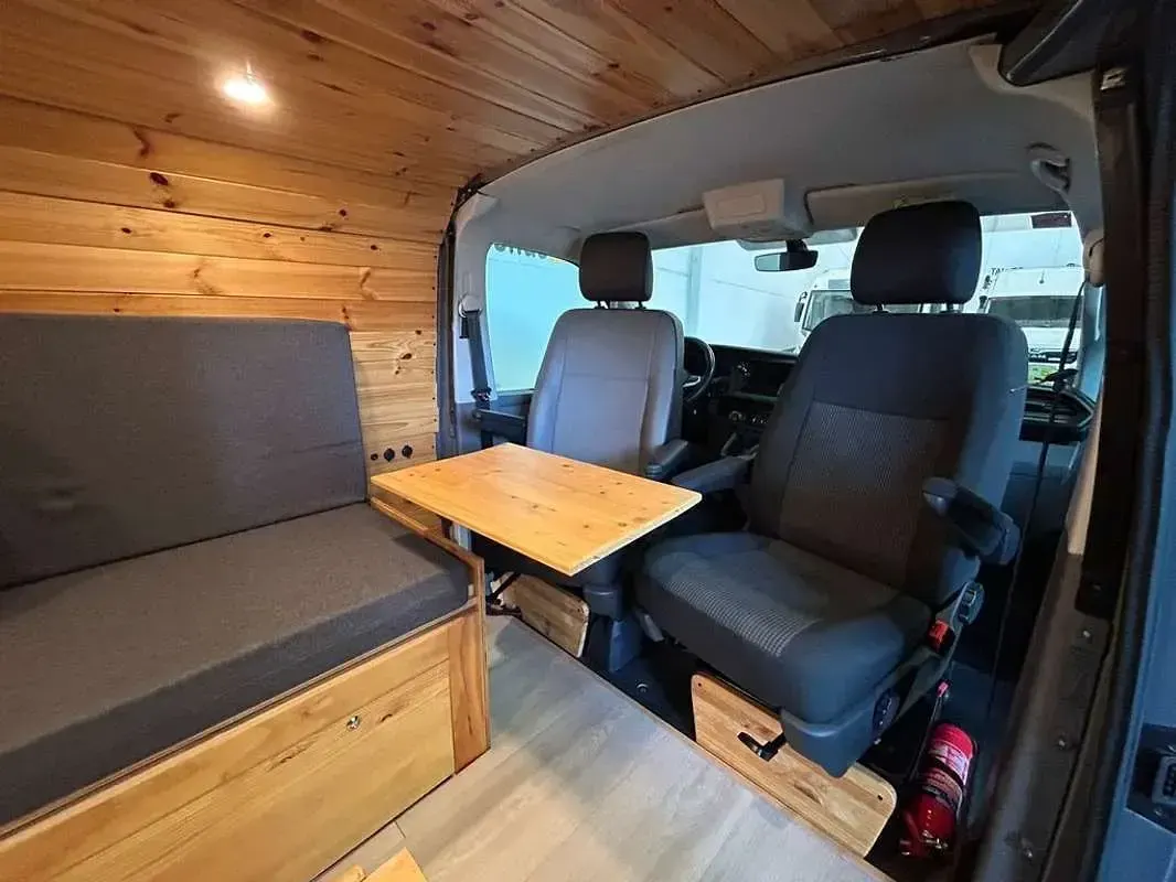 Usado VW Transporter 102 CV (75 kW) 2021 Gris Van