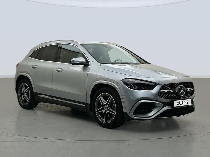 Nuevo Mercedes GLA200 150 CV (110 kW) 2025 Gris plata SUV