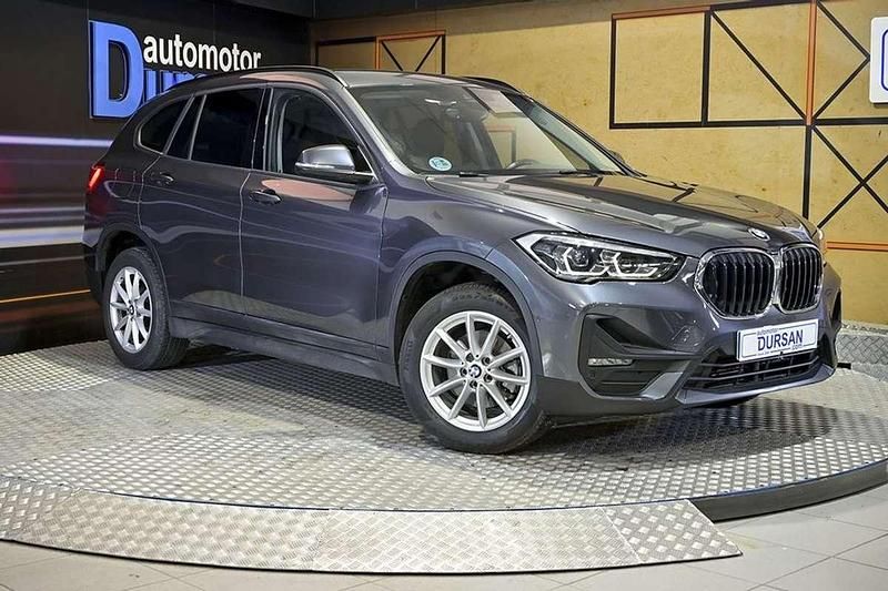 Usado BMW X1 151 CV (111 kW) 2022 Gris SUV