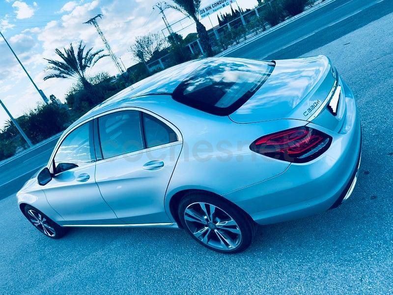 Usado Mercedes C220 Avantgarde 170 CV (125 kW) 2016 Gris / plata Berlina
