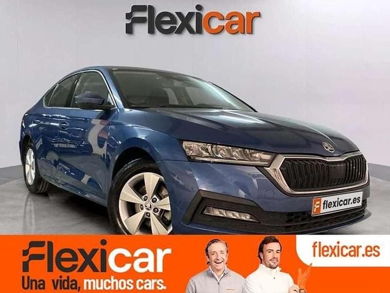 Azul Usado 2021 Skoda Octavia Sport Berlina | 13.470 € (Buen precio) - Imagen 1/1
