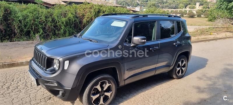 Gris / plata Usado 2022 Jeep Renegade Trailhawk SUV | 22.900 € (Caro) - Imagen 1/4